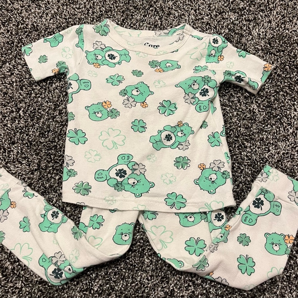 care bear pjs 💚🤍